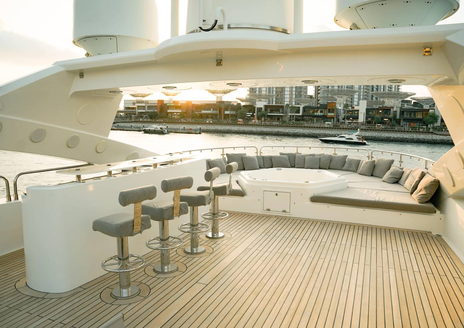 yacht Dubai