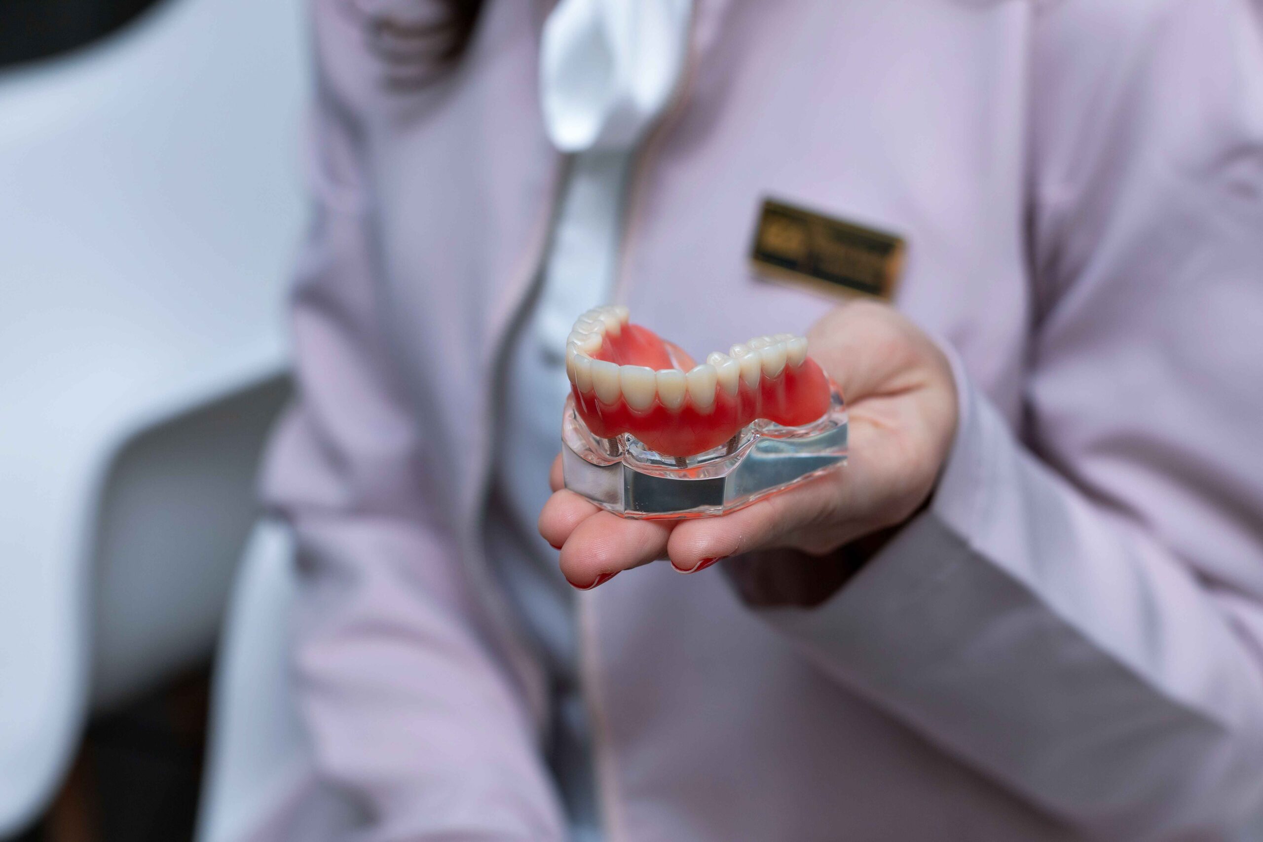 Benefits Of Choosing Affordable Dental Implants Dubai For Tooth Replacement